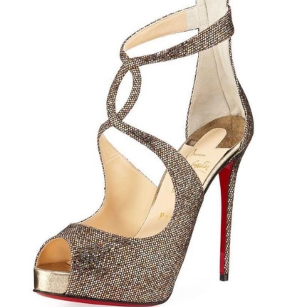 ❌ SOLD❌ Christian Louboutin pumps